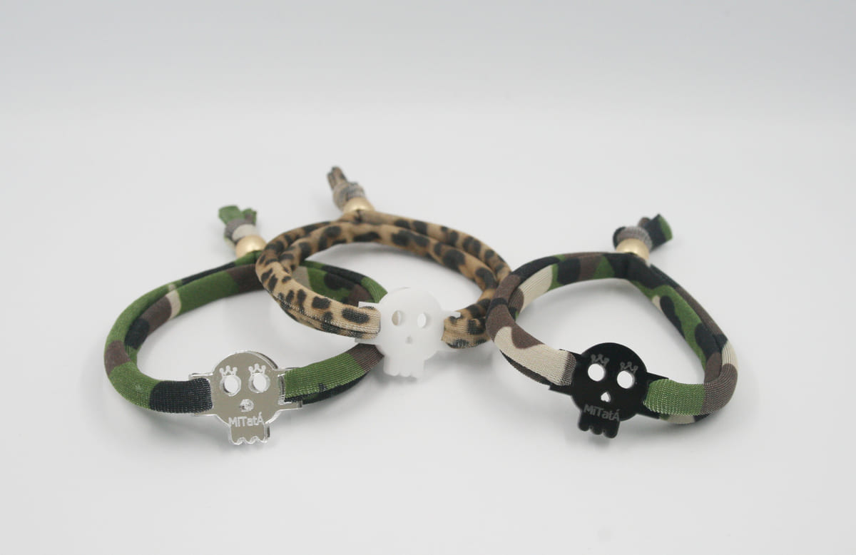 pulsera-elástica-camuflaje-calavera-espejo-frontal